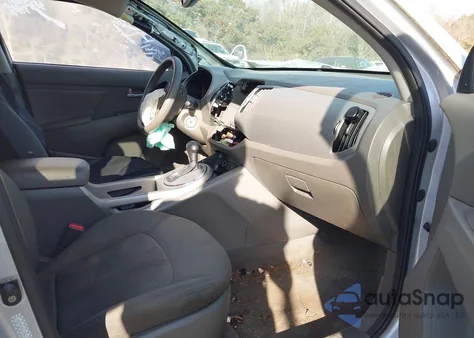 2016 Kia Sportage Lx z USA, uszkodzony, nr VIN KNDPB3ACXG7847760